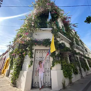 https://la-bella-samaria-hostel-boutique.santamartahotels.net