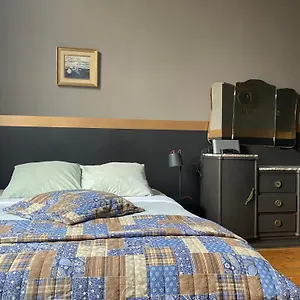 宾馆 瓦康迪罗吉斯法哈洛比旅馆