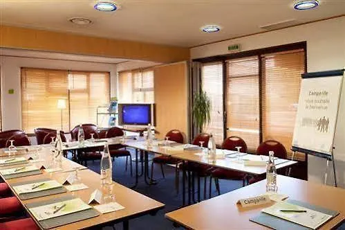 **  Campanile Hotel & Restaurant Gent Belçika
