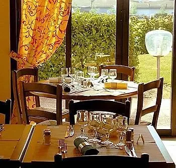 **  Campanile Hotel & Restaurant Gent Belçika