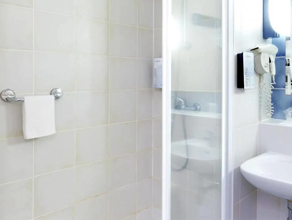 Campanile Hotel & Restaurant Gent 2*, Ghent
